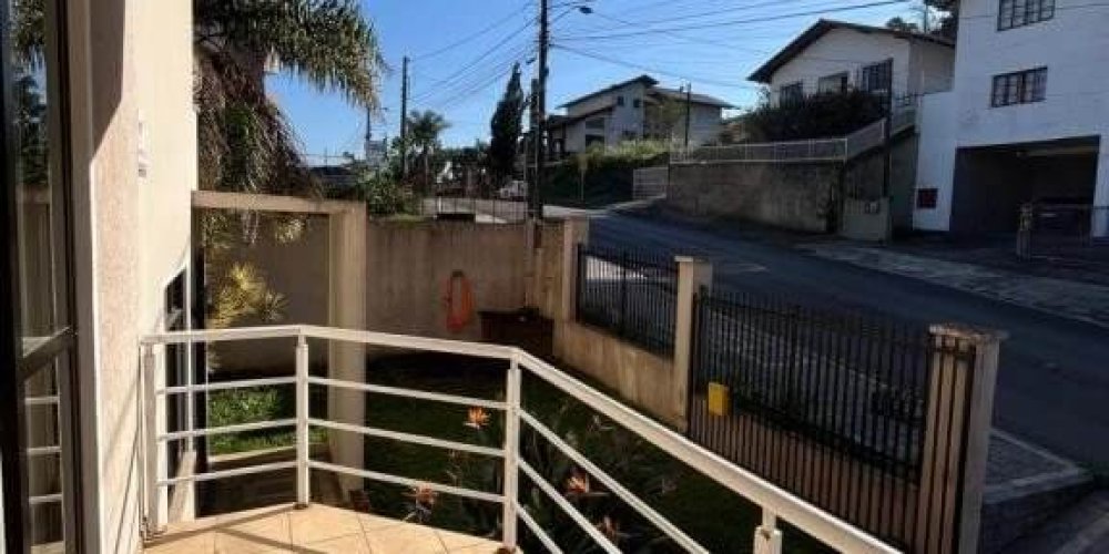 1a3a7ef411bd33e94670040cd8b2f99b