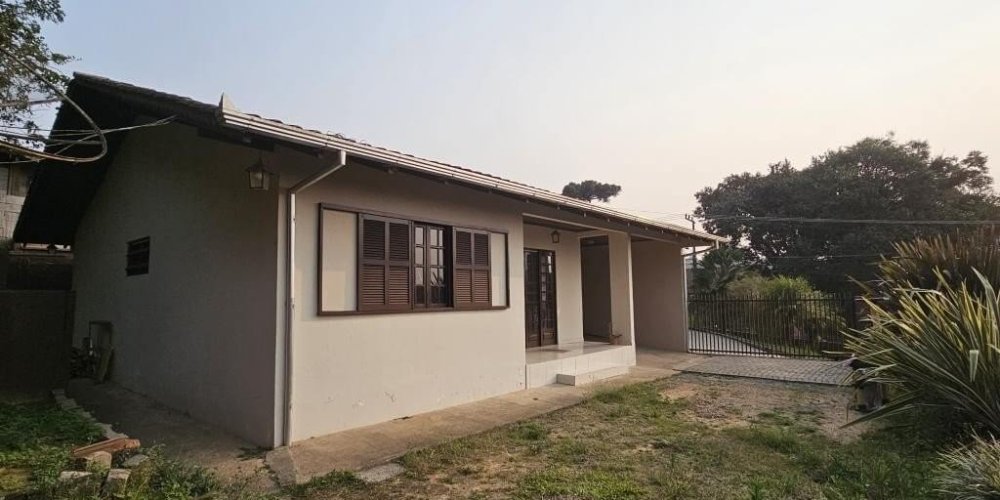 Imoveis em sao bento do sul. Imóvel com 3 quartos e com 1 banheiros. No Bairro Rio Negro