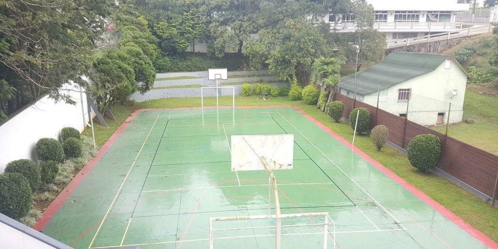 Imoveis em sao bento do sul. Imóvel 1 suíte mais 2 quartos e com 2 banheiros. Possui ótima localização no bairro centro