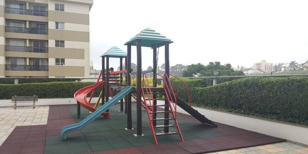 Imoveis em sao bento do sul. Imóvel 1 suíte mais 2 quartos e com 2 banheiros. Possui ótima localização no bairro centro