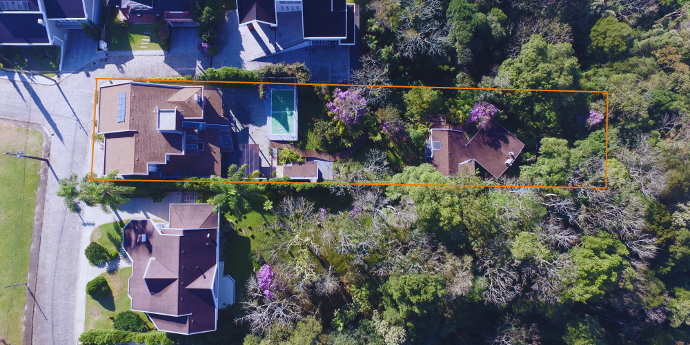 Imoveis em sao bento do sul. Imóvel com 3 quartos e com 5 banheiros. Possui um amplo terreno junto com conforto e segurança