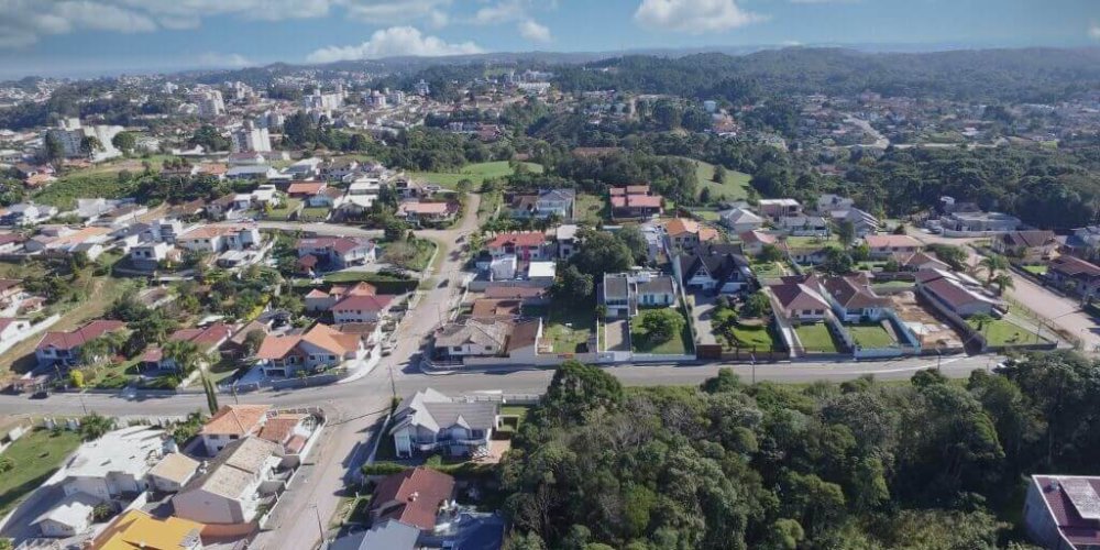 aa75a35943b4f3422a8a8d6f743caef4