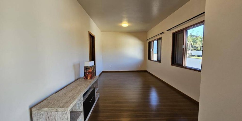 d0d6300a8a908ea285b590b904fe23c0